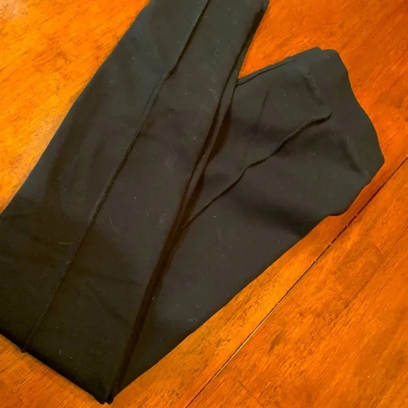 Like new BEBE size M woolish / spandex high quality pants/ leggings, must have!